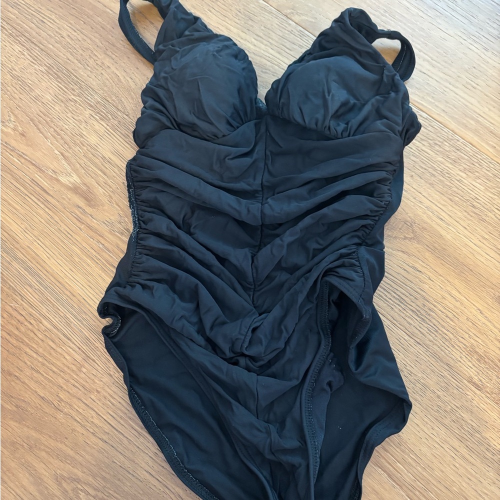 Miraclesuit Classic Black Swimwear